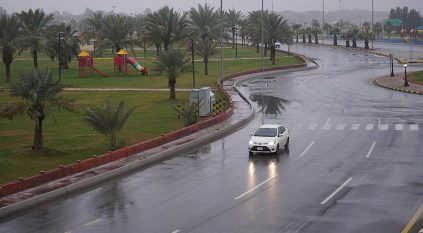 مشاهد جمالية لـ الضباب بمدينة عرعر