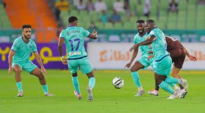 الأهلي ينتزع صدارة دوري يلو بثلاثية في الجبلين