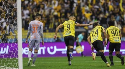 حمدالله يتألق ويسجل ثاني أهداف الاتحاد