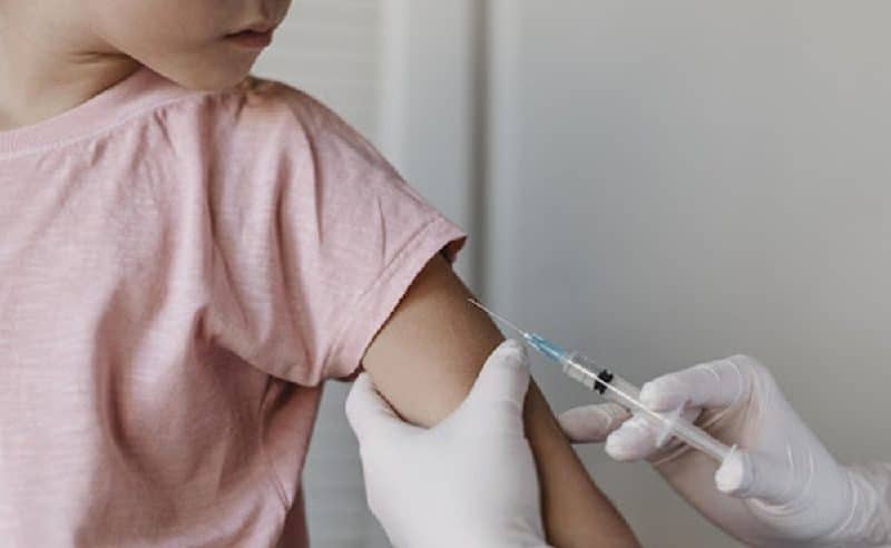 6 خطوات لحجز موعد توثيق تطعيمات الأطفال إلكترونيًا