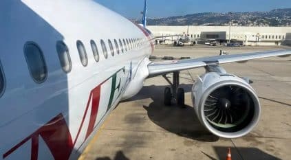 إطلاق نار عشوائي يُصيب طائرتين بمطار بيروت الدولي