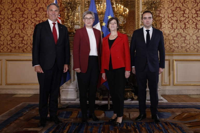  اجتماع فرنسي- أسترالي لبحث أزمة الـ 56 مليار يورو الضائعين