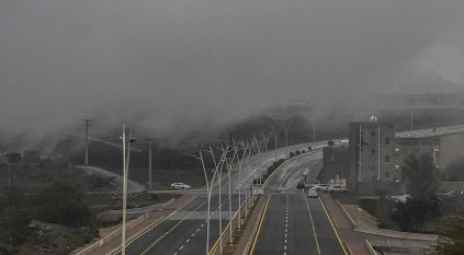 أمطار غزيرة على منطقة الباحة حتى التاسعة مساء 
