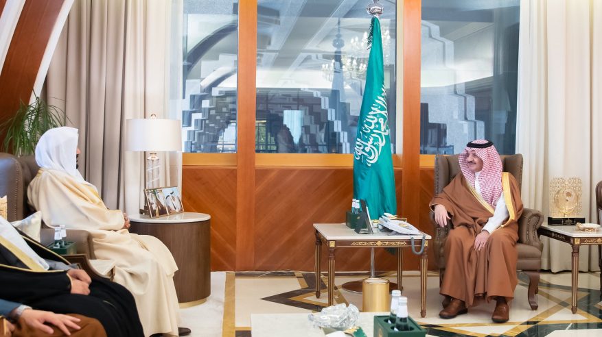أمير المنطقة الشرقية ونائبه يستقبلان وزير الشؤون الإسلامية
