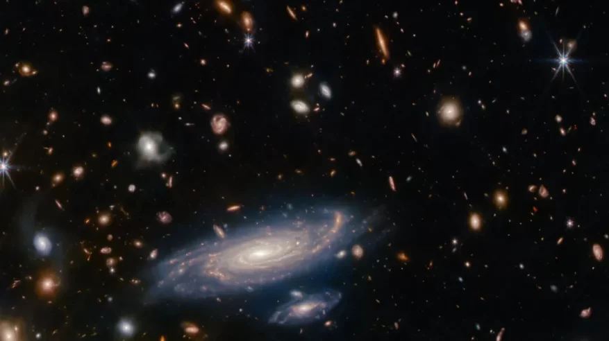 صورة مذهلة لمجرة في الفضاء