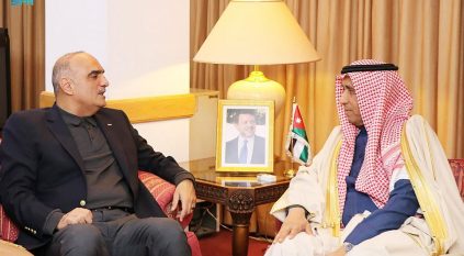 رئيس الوزراء الأردني يستقبل وفد الشورى