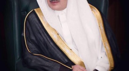 أمير تبوك يواسي في وفاة الشيخ أحمد الخريصي