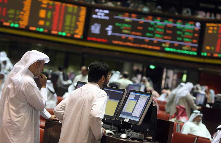 سوق الأسهم يغلق مرتفعًا عند مستوى 11784 نقطة بتداولات 5.1 مليارات ريال