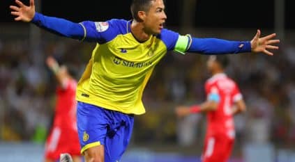 كريستيانو رونالدو يسجل أول هاتريك له بقميص النصر