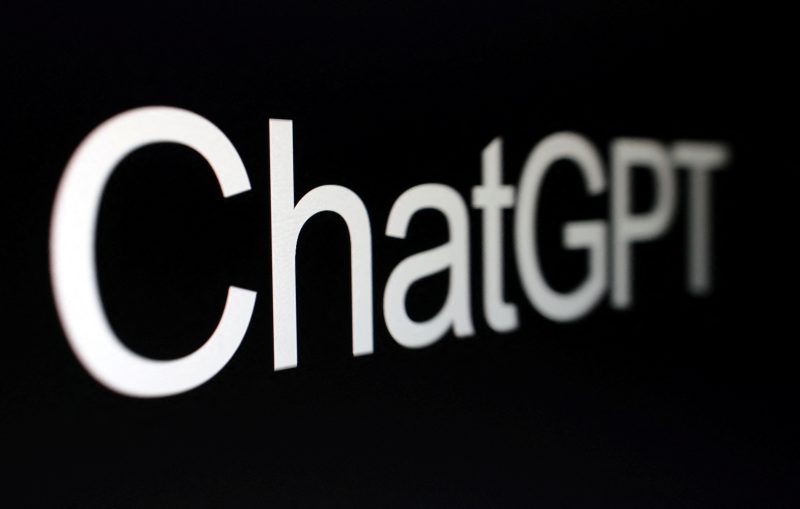 ChatGPT ينصح بـ 5 كتب لا غنى عنها (2)