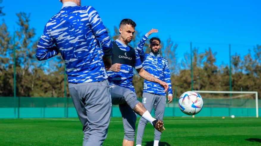 الهلال يُنهي تحضيراته لمواجهة الوداد المغربي