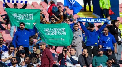 جماهير الهلال والعرب يدعمون الأزرق في مباراته التاريخية ضد الريال