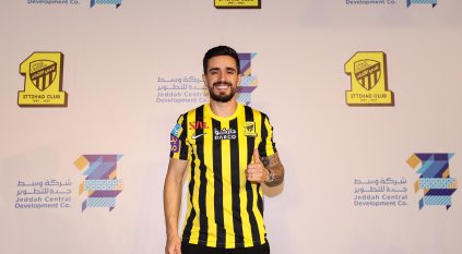 كورونادو باقٍ في الاتحاد موسمين