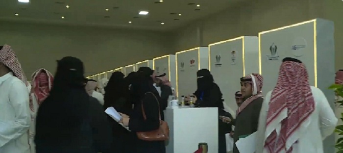 معرض كفاءات تقنية يوفر 2700 وظيفة لخريجي مهني عسير