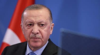 أردوغان يعلن حدادًا وطنيًا لمدة أسبوع على ضحايا الزلزال