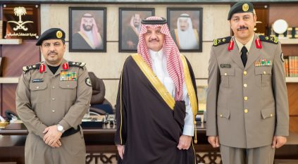 أمير الشرقية يقلد مساعد مدير الشرطة رتبته الجديدة