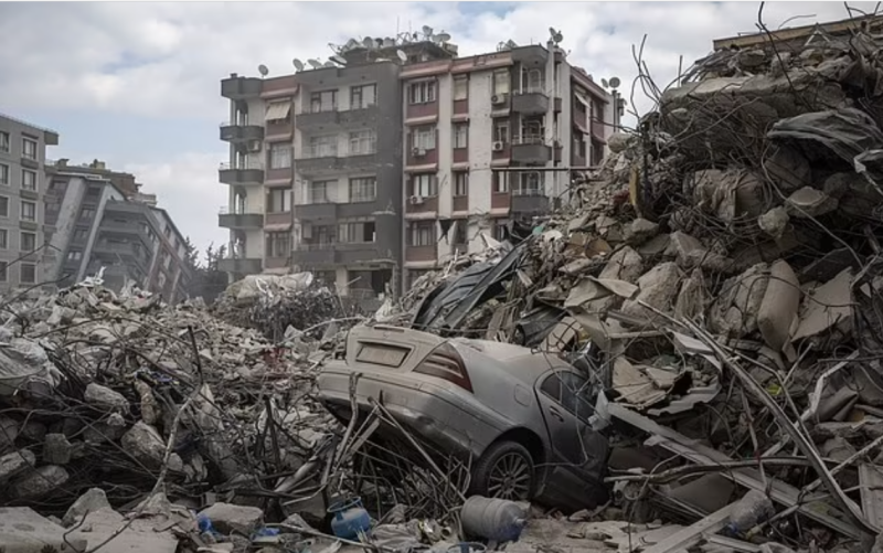 تركيا تعلن ارتفاع عدد ضحايا الزلزال لنحو 44 ألفًا