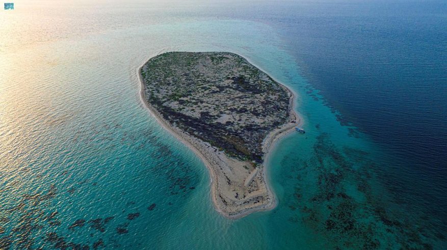 وجهات سياحية خيالية بالقنفذة لمحبي رحلات الجزر البحرية