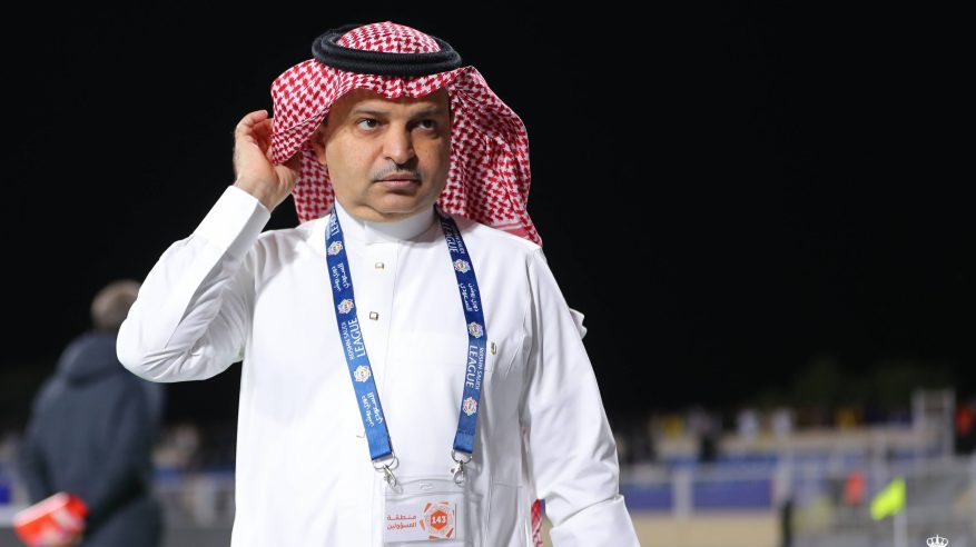 جماهير النصر تُطالب برحيل مسلي آل معمر