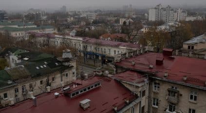 مولدوفا تغلق مجالها الجوي بعد تحذير روسيا الأخير