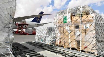 مغادرة الطائرة الإغاثية السعودية الـ 15 إلى تركيا على متنها 85 طنًا مساعدات
