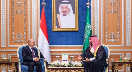 ولي العهد يجتمع مع رئيس مجلس القيادة الرئاسي اليمني