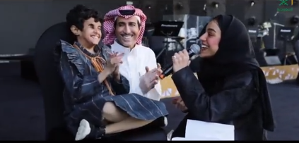 فايز المالكي يحقق أمنية الطفلة نوال بالغناء مع زينة عماد