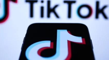 نيويورك تحظر تيك توك على الهواتف الرسمية