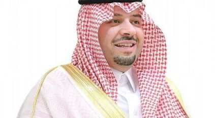 فيصل بن خالد بن سلطان يتفقد محافظة طريف ويلتقي المواطنين