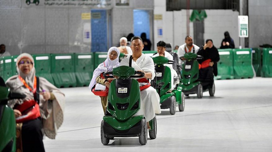 أكثر من 3000 عربة تنقُّل لخدمة قاصدي المسجد الحرام