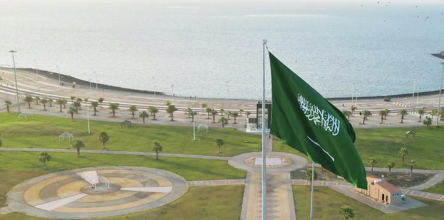 شوارع جازان تتزين بـ 25 ألف علم