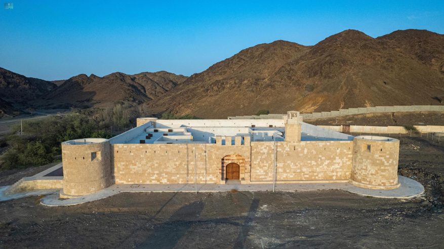 قلعة الزريب بتبوك عبق من تاريخ العصور الإسلامية
