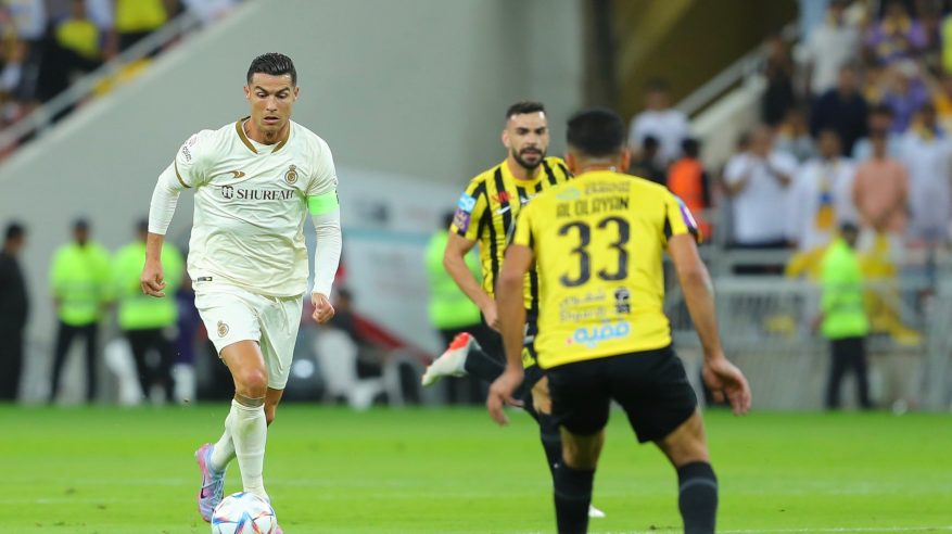 رونالدو ونواف العقيدي يدفعان جماهير الاتحاد لانتقاد لجنة الانضباط والأخلاق