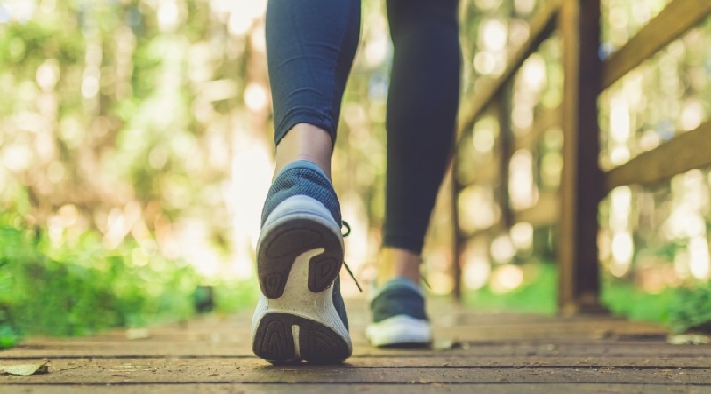 11 دقيقة مشي يوميًا تُغير حياتك للأفضل