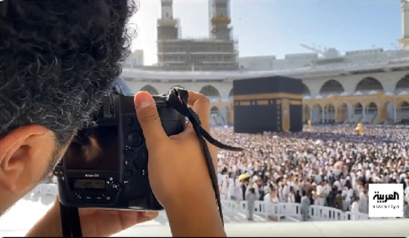 لقطات خيالية يوثقها مصور سعودي بالمسجد الحرام في رمضان