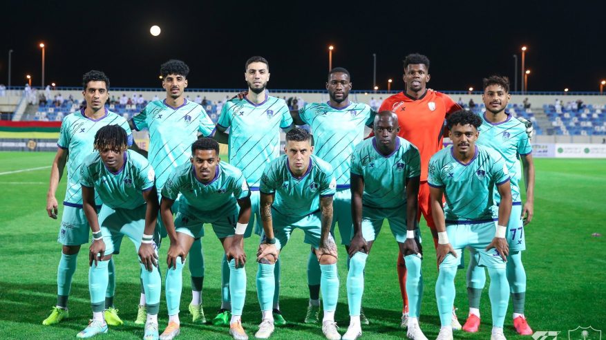 الأهلي مهدد برحيل 3 من نجومه بعد عقوبة الفيفا