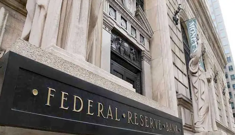 الفيدرالي الأمريكي يتعاون مع 5 بنوك مركزية عالمية لتوفير السيولة 