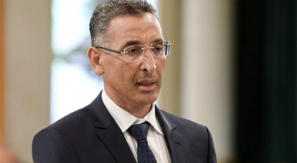 وزير الداخلية التونسي توفيق شرف الدين يستقيل من منصبه