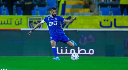 إصابة سلمان الفرج تقلق جماهير الهلال