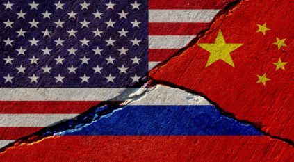 صحيفة أمريكية: كابوس مخيف لـ أمريكا بسبب روسيا والصين