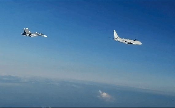 اصطدام طائرة روسية بمسيرة أمريكية فوق البحر الأسود
