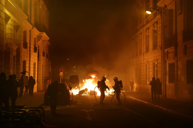 فرنسا تعلن حصيلة أضرار احتجاجات الخميس الأسود