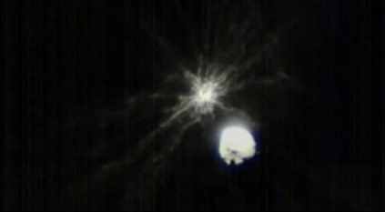كويكب بحجم برج إيفل يقترب من الأرض