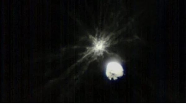 كويكب بحجم برج إيفل يقترب من الأرض