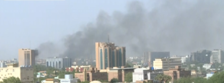 إطلاق نار وتصاعد دخان بمحيط قيادة الجيش السوداني
