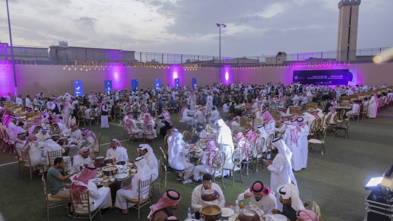 نادي الباطن يقيم إفطار رمضاني لأبناء جمعية تراؤف