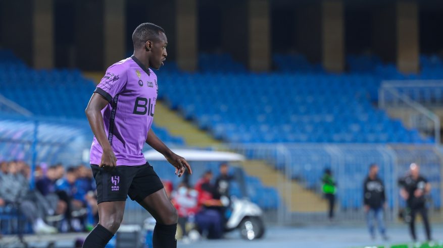 سعود عبدالحميد يصل لمباراته رقم 50 مع الهلال