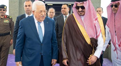 الرئيس الفلسطيني يصل إلى جدة