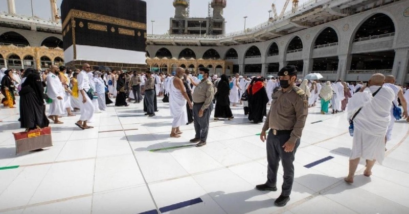 500 كادر أمني مدني يخدمون قاصدي المسجد الحرام في رمضان