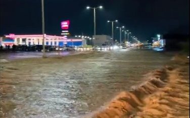 مشاهد لجريان السيول في الدوادمي